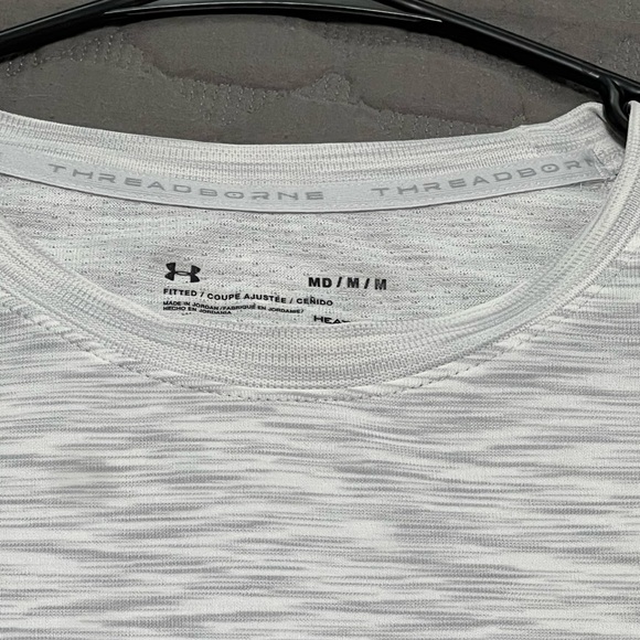 Under Armour - White / Grey Shirt - Men’s Size M - Picture 2 of 3